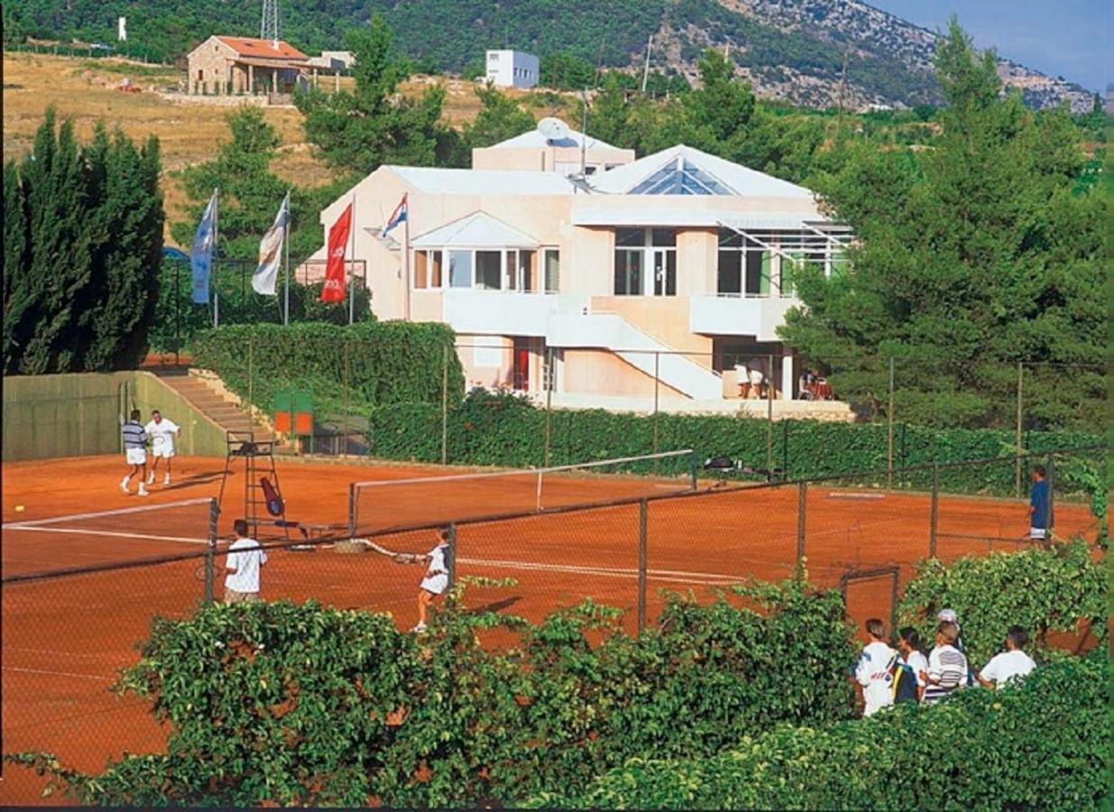 Villa Nera Bol Ngoại thất bức ảnh