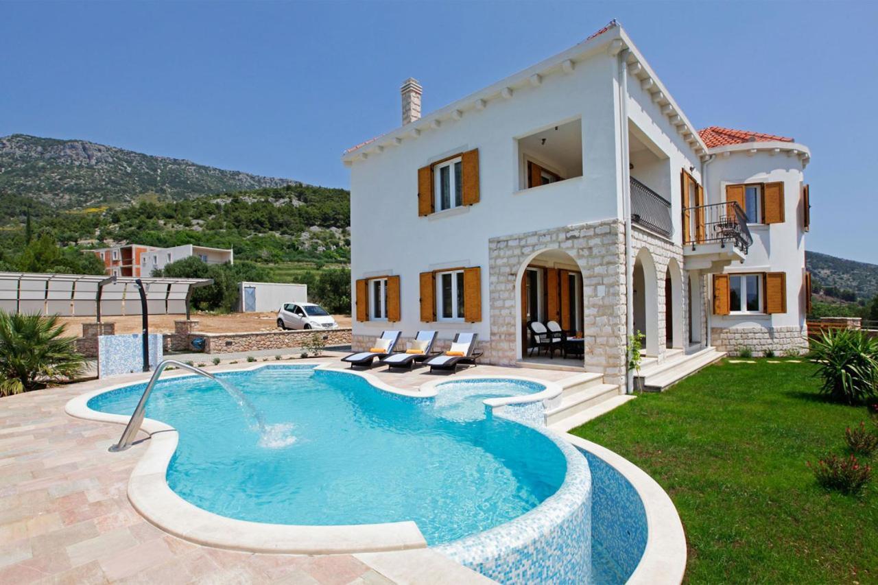Villa Nera Bol Ngoại thất bức ảnh