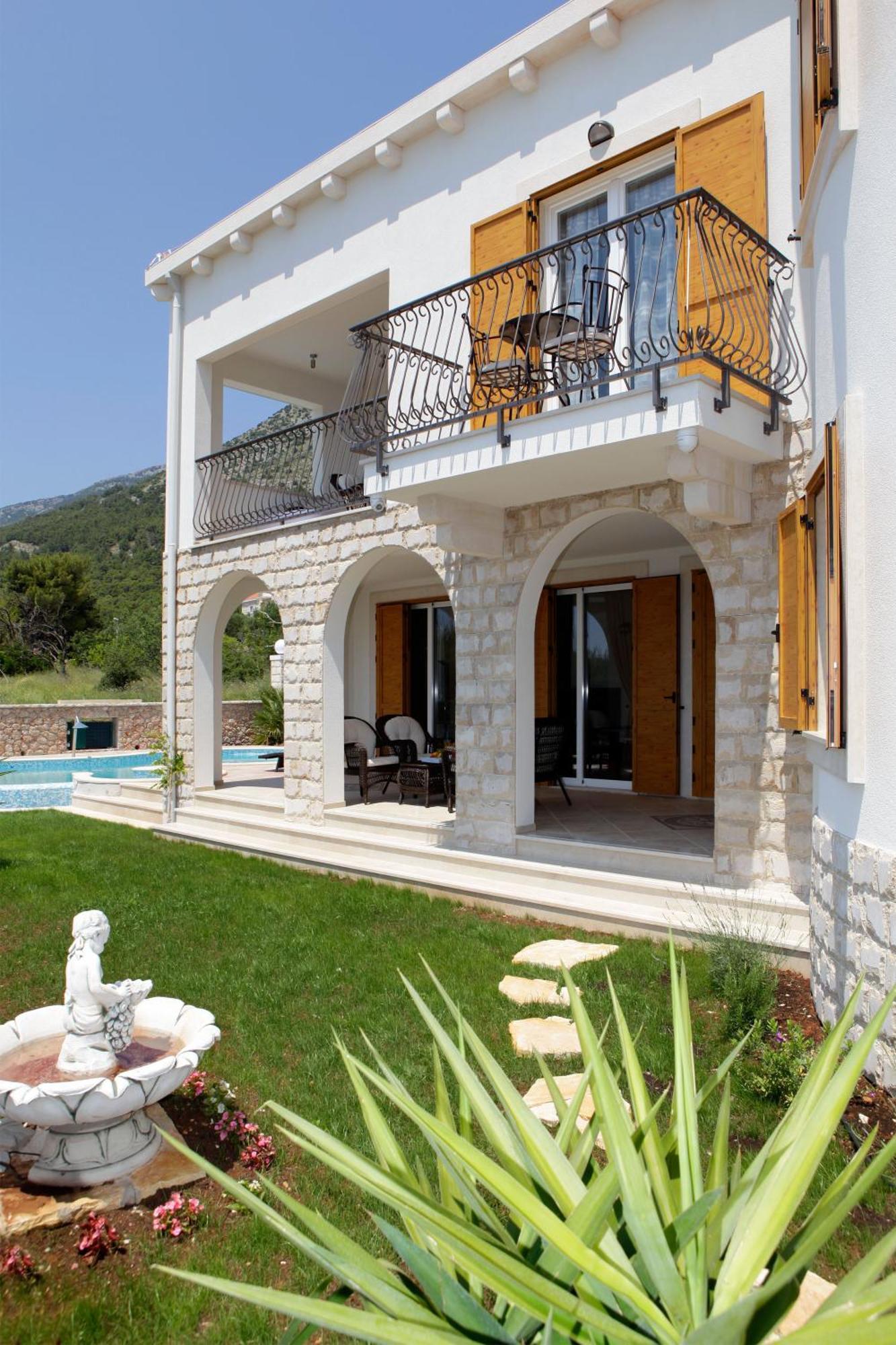 Villa Nera Bol Ngoại thất bức ảnh