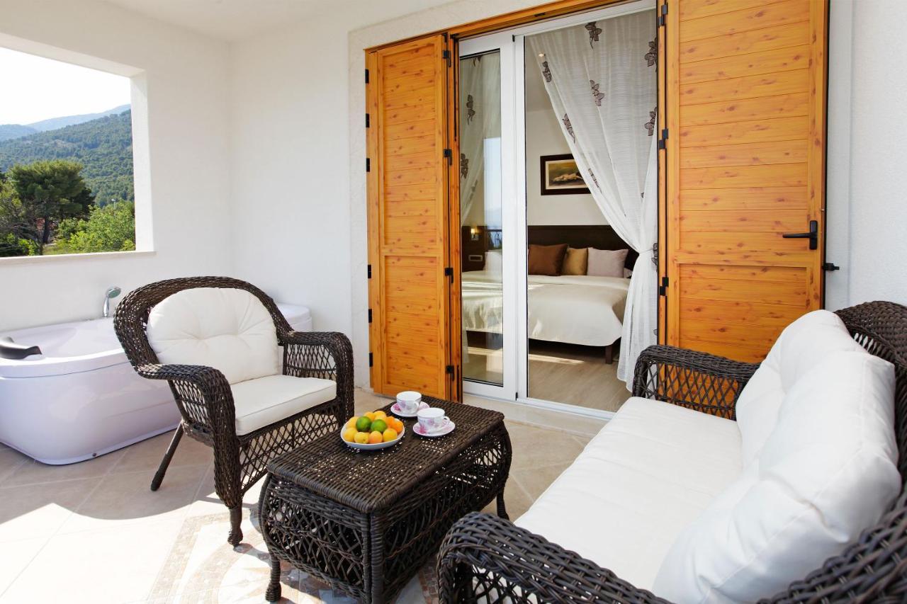 Villa Nera Bol Ngoại thất bức ảnh